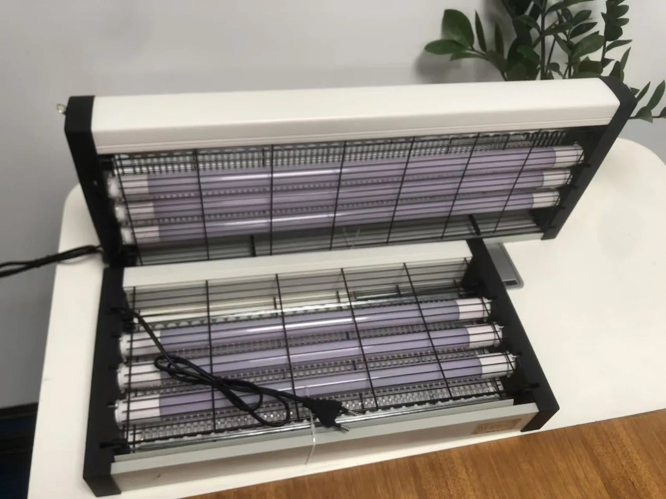 SilentGuard™ Pro — Smart UV Mosquito Killer Lamp